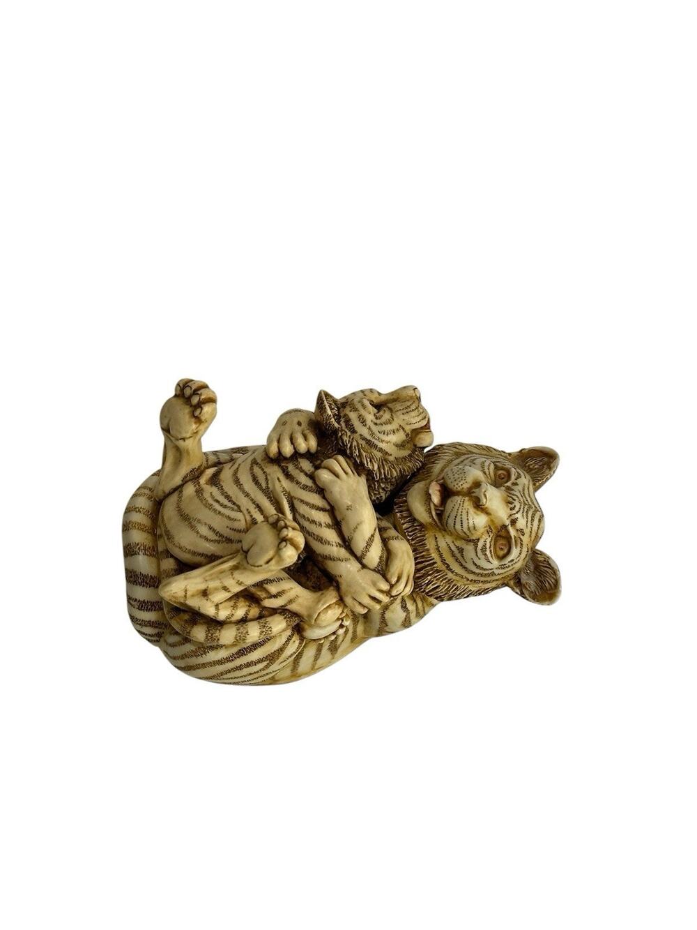 Harmony Kingdom Pride And Joy Mother and Cub Tigers Playful Trinket Box Figurine